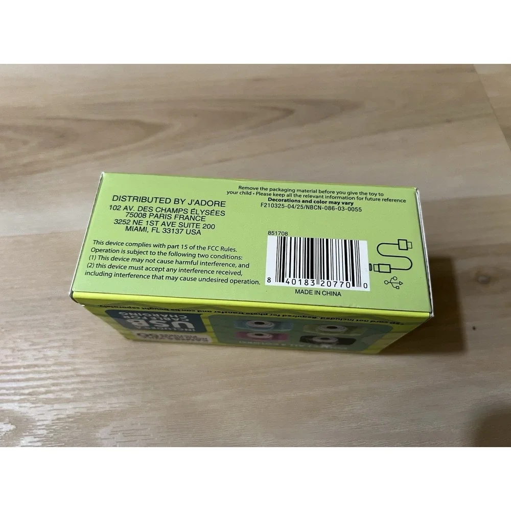 Retro Y2K Mini Camera for Kids 3Y+ Green USB holds‎ Up To 50 Pictures